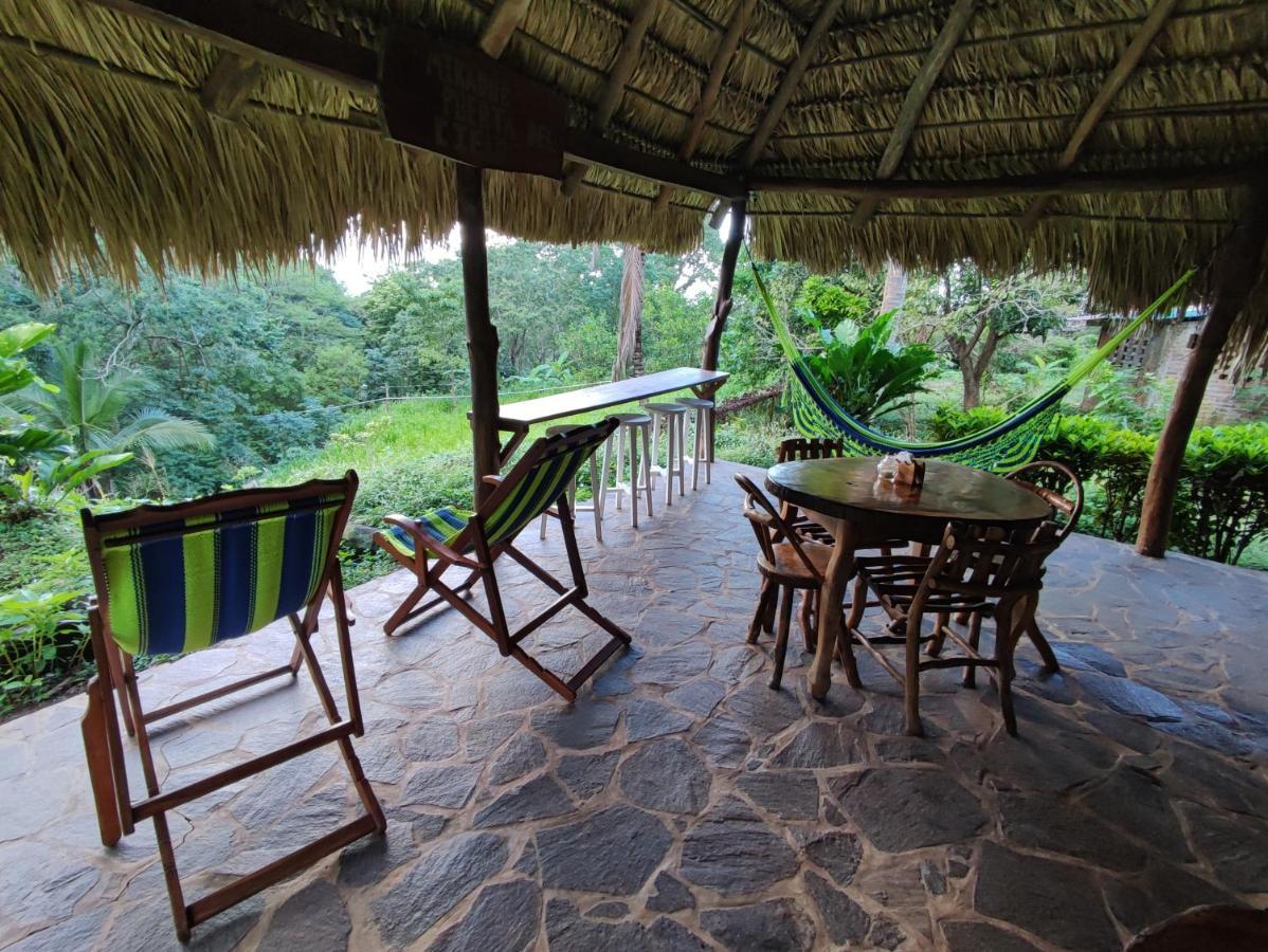 Eco-Lodge El Porvenir. Santa Cruz ภายนอก รูปภาพ