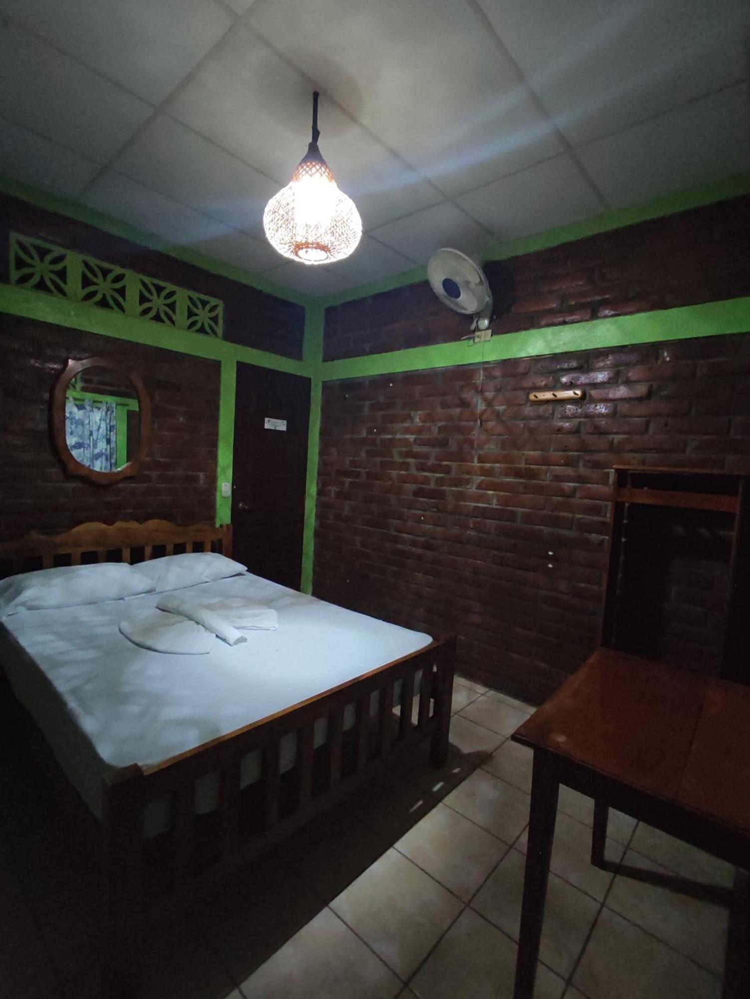 Eco-Lodge El Porvenir. Santa Cruz ห้อง รูปภาพ