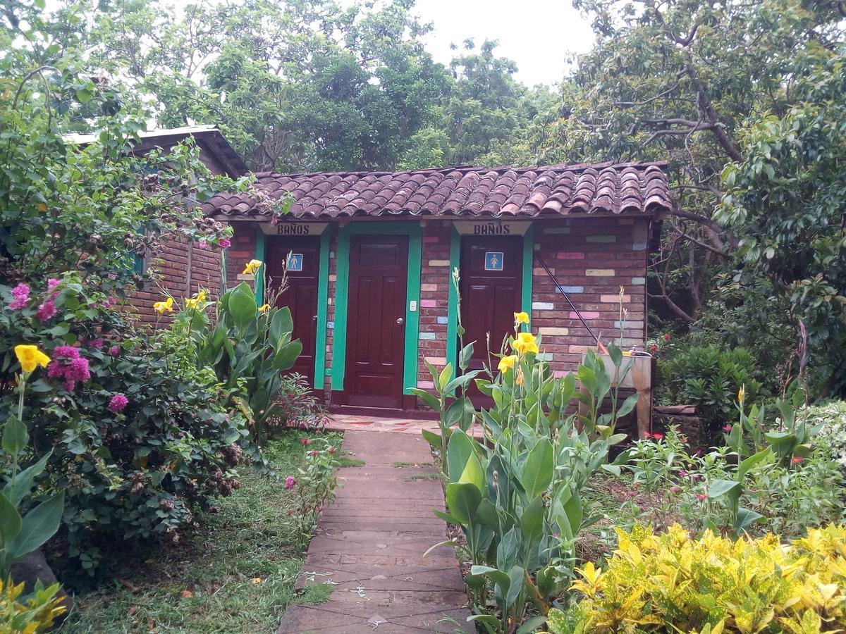 Eco-Lodge El Porvenir. Santa Cruz ภายนอก รูปภาพ