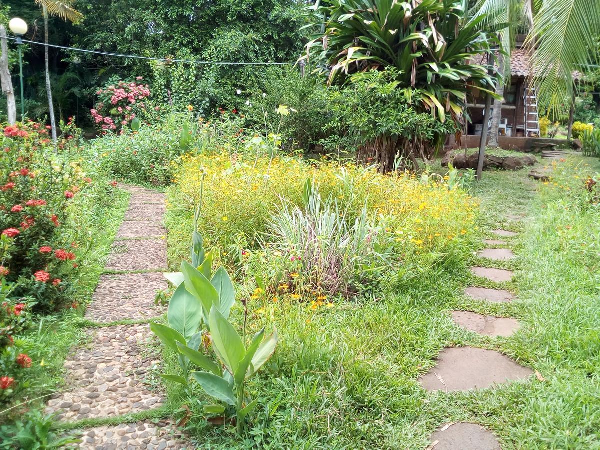 Eco-Lodge El Porvenir. Santa Cruz ภายนอก รูปภาพ